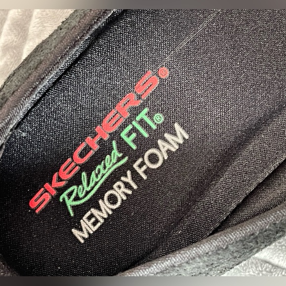 Skechers Relaxed FIT Memory Foam Black Suede Shoes US 7 - Picture 10 of 10